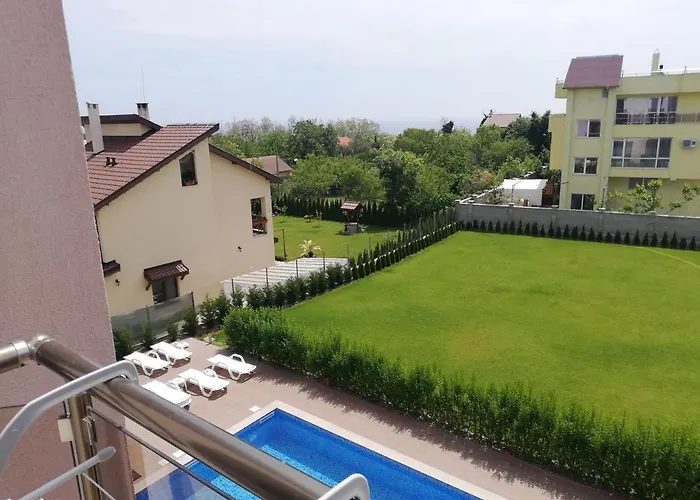 Vanilla, - Free Parking Varna